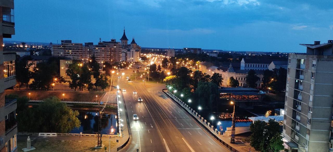 Over The City Oradea Luaran gambar