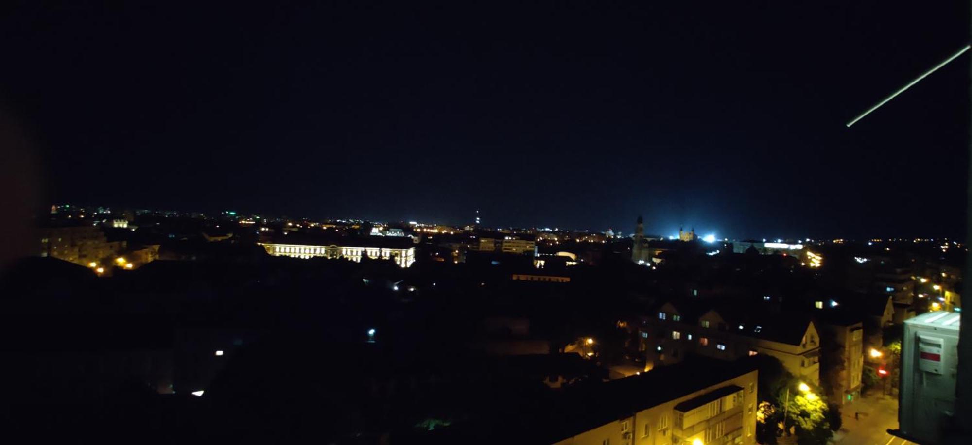 Over The City Oradea Luaran gambar